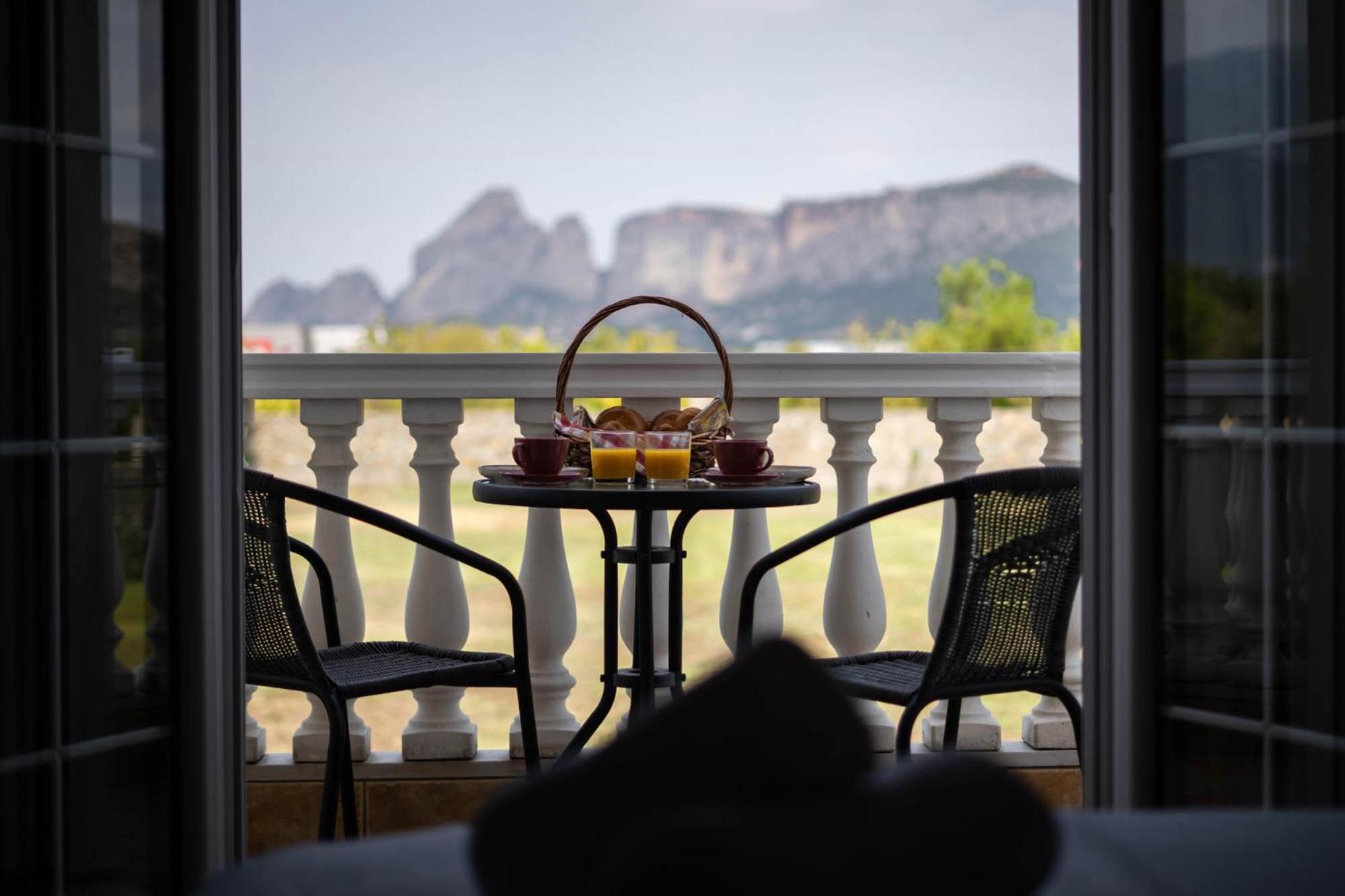 Hotel Spilaio At Meteora Kalambaka Exterior foto